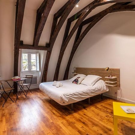 Les Chambres Du "Coup De Coeur De Sarlat" Luaran gambar