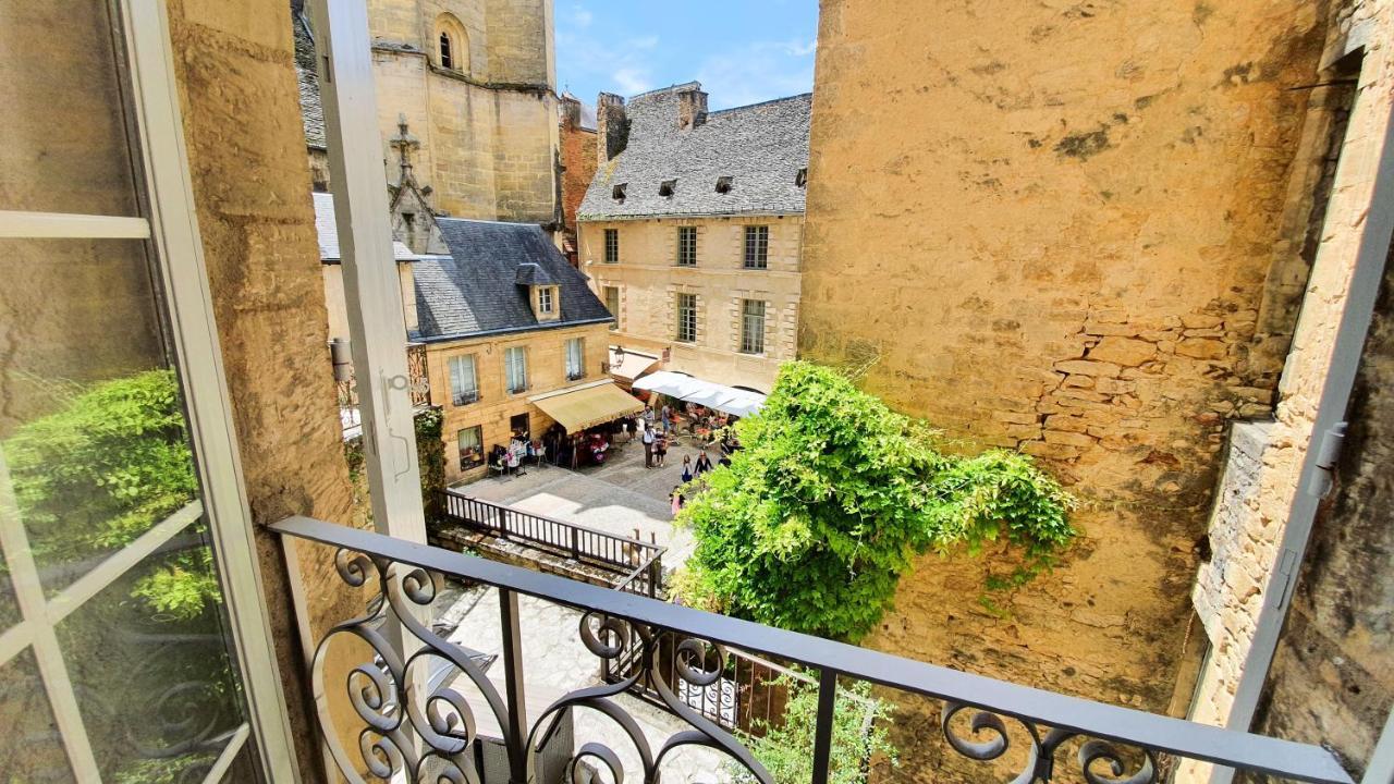 Les Chambres Du "Coup De Coeur De Sarlat" Luaran gambar
