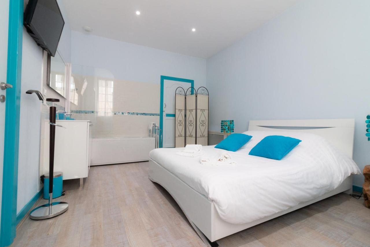 Les Chambres Du "Coup De Coeur De Sarlat" Luaran gambar