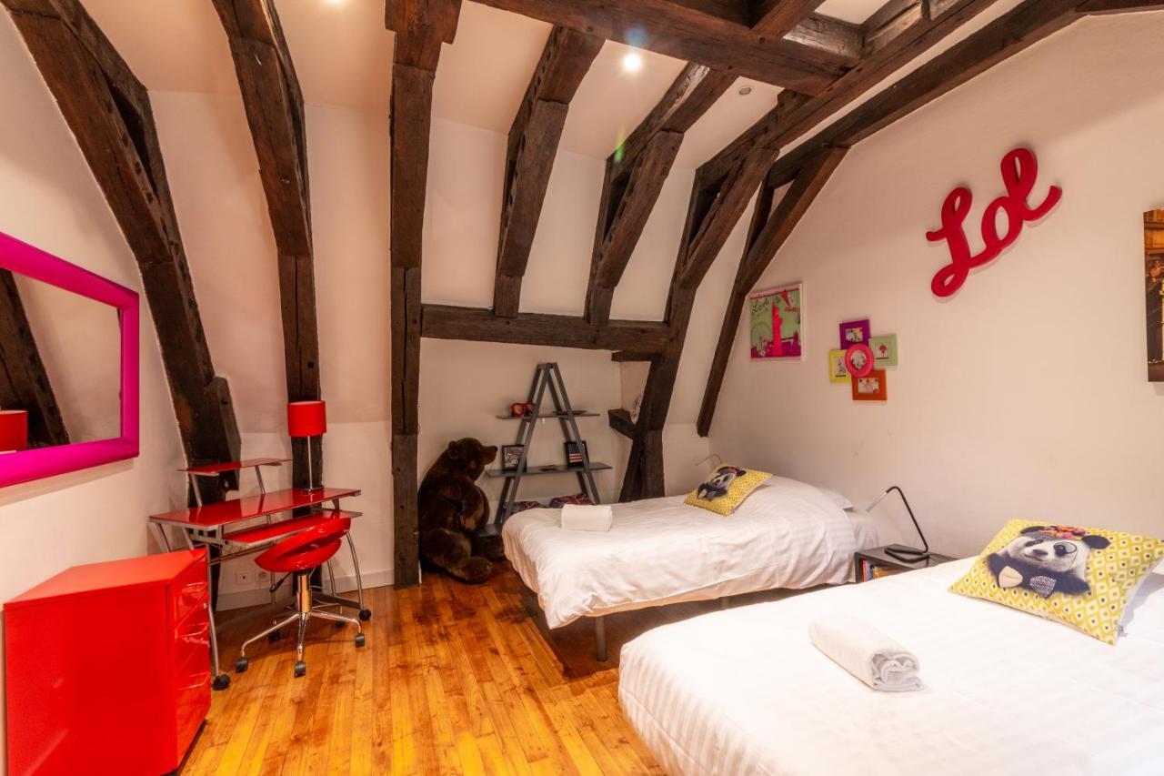 Les Chambres Du "Coup De Coeur De Sarlat" Luaran gambar