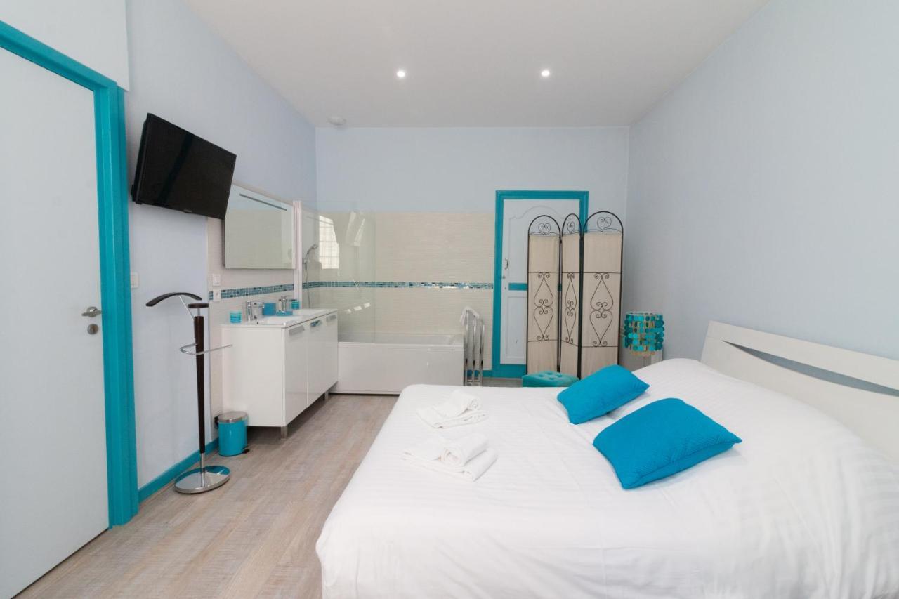 Les Chambres Du "Coup De Coeur De Sarlat" Bilik gambar