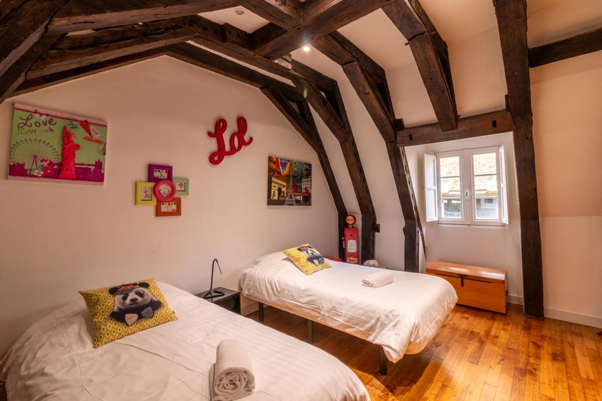 Les Chambres Du "Coup De Coeur De Sarlat" Luaran gambar